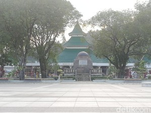 Monumen Lingga, Jejak Bupati Sumedang Terakhir Bergelar Pangeran