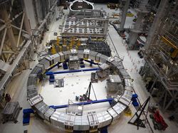 Mengintip Pabrik Matahari Buatan Terbesar Dunia di Prancis