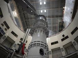 Mengintip Pabrik Matahari Buatan Terbesar Dunia di Prancis