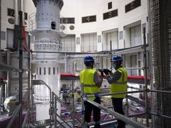 Mengintip Pabrik Matahari Buatan Terbesar Dunia di Prancis