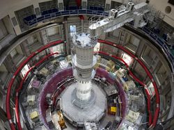 Mengintip Pabrik Matahari Buatan Terbesar Dunia di Prancis