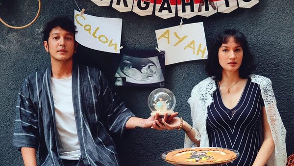 Nadine Chandrawinata Umumkan Hamil Anak Pertama saat Rayakan Ultah Dimas Anggara