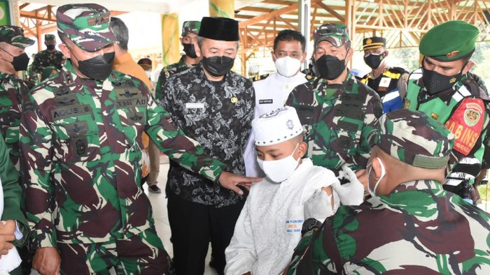 Pangdam III Siliwangi Mayjen TNI Agus Subiyanto