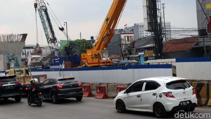 Pembangunan Flyover Kopo di Jalan Raya Soekarno Hatta, Kota Bandung terus dikebut. Begini progres terkini pembangunan flyover Kopo.
