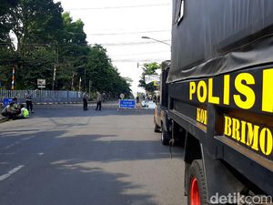Jalan Depan Unsoed Ditutup Jelang Pengukuhan Profesor ke Jaksa Agung