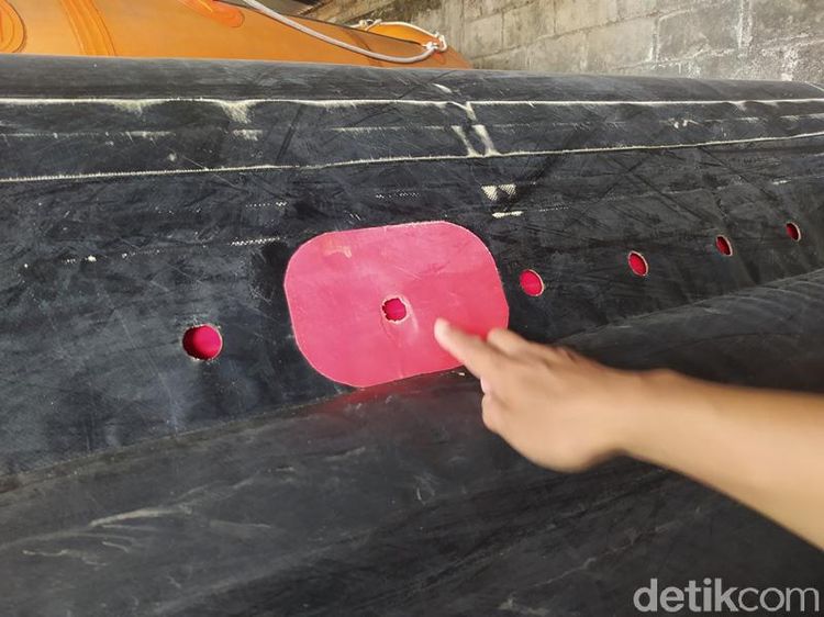 Sedih! Tak Ada Wisatawan, Perahu Rafting Sungai Elo Rusak Digigit Tikus