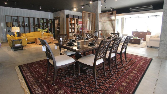 Kana Furnitur membuka showroom baru di kawasan Kemang, Jakarta Selatan. Hal ini menandai ekspansi untuk merambah pasar Ibu Kota.