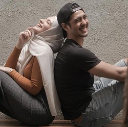 Pernikahan Arya Saloka dan Putri Anne di Ujung Tanduk