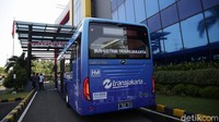 Penggunaan bus listrik ini sebagai bentuk dukungan untuk program Kendaraan Bermotor Listrik Berbasis Baterai (KBLBB) sesuai Peraturan Pemerintah Nomor 55 Tahun 2019 tentang Percepatan Program Kendaraan Bermotor Listrik Berbasis Baterai.