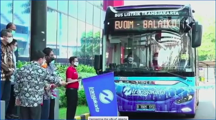 TransJakarta Uji Coba Bus Listrik Rute Blok M-Balai Kota