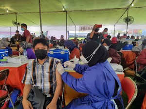 Bingung Mau Vaksin COVID-19 di Surabaya, Simak Dulu Jadwal dan Lokasinya