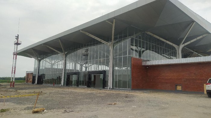 Kondisi terminal bandara udara Ngloram, Cepu, Kabupaten Blora