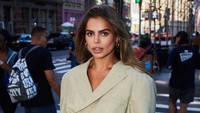 Brooks Nader kini sudah menikah dengan model Billy Haire yang pernah bekerja juga di Sports Illustrated sebagai account executive dan sales manager. (Foto: dok. Instagram @brooksnader) 