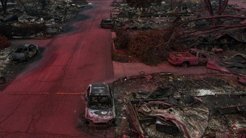 Juara kategori Series diraih oleh Adrees Latif yang penampilkan Oregon setelah kebakaran hutan hebat. Foto: Drone Photo Awards