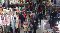 Begini suasana terkini di kawasan Pasar Tanah Abang, Jakarta.