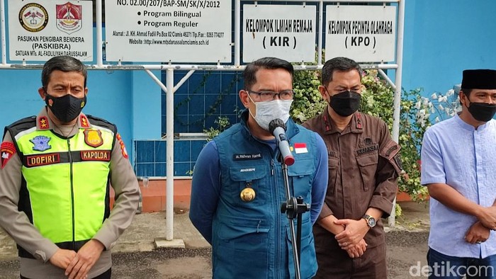 Gubernur Jabar Ridwan Kamil
