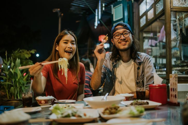Hukum Makan di Warung Bayar Belakangan dalam Islam