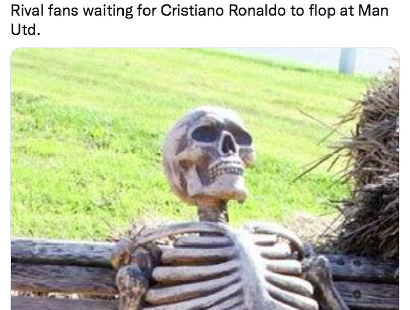 Meme Ronaldo Perkasa Usai Tampil Perdana bersama Manchester United