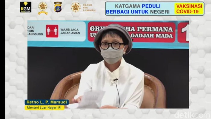Menlu Retno Marsudi saat menjadi keynote speaker Katgama Peduli Berbagi untuk Negeri, Sabtu (11/9/2021)