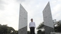 Pria yang akrab disapa Kang Emil itu menjelaskan, memasuki pandemi COVID-19, Monumen Gasibu itu diusulkan kepada Presiden Jokowi sebagai Monumen Pahlawan COVID-19. Rencananya monumen tersebut akan diresmikan pada 10 November 2021 atau bertepatan dengan Hari Pahlawan Nasional.