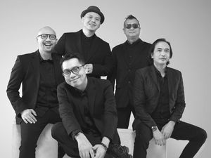 Lirik dan Chord Menerobos Gelap oleh Padi