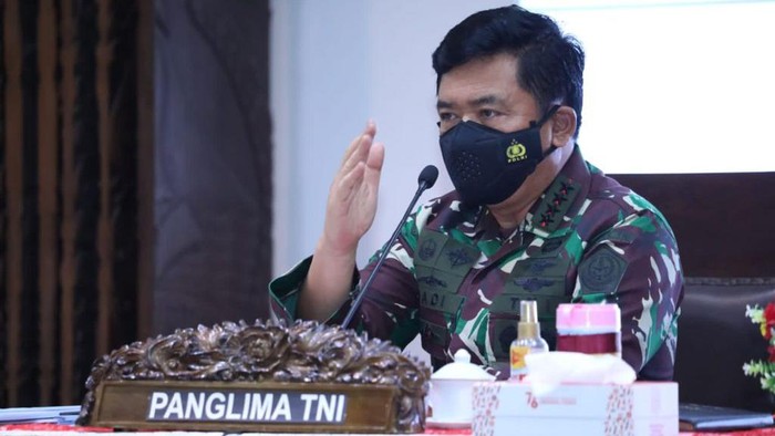 Panglima TNI Marsekal Hadi Tjahjanto pimpin rapat Forkopimda di Malang, Jatim