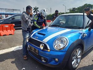 Ganjil Genap di Puncak Bogor, Jangan Tipu Polisi Pakai Nomor Palsu!