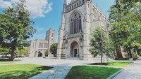 Universitas Princeton masuk ke dalam 10 kampus terbaik di dunia menurut THE WUR 2020-2021. Kampus ini adalah almamater orang terkaya di dunia saat ini yakni Jeff Bezos, CEO Amazon. Foto: Screenshoot instagram Princeton University