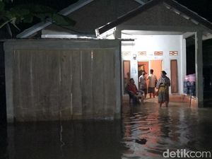 Hujan Deras 2 Jam, 50 Rumah Warga Polman Terendam Banjir