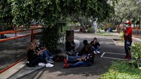 Aplikasi ini berfungsi sebagai proses screening awal untuk menerapkan 3 T (testing, tracing, treatment).