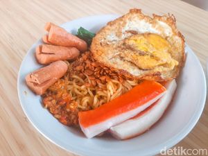 Makan Indomie di Warmindo Self Service, Harga Mulai dari Rp 7 Ribu!