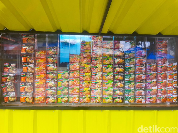 Warung Indomie Kekinian Hadir di Depok Warung Indomie Kekinian Hadir di Depok. Tawarkan Sensasi Self Service.