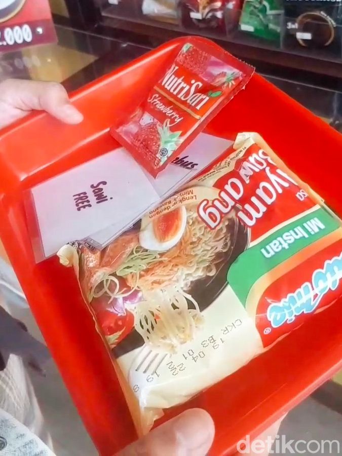 Warung Indomie Kekinian Hadir di Depok. Tawarkan Sensasi Self Service.