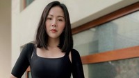 Dia terbilang aktif membuat konten lucu-lucuan di TikTok. (Foto: dok. Instagram @agnes_jennifer)  