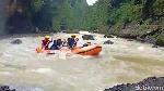Foto Arung Jeram Adrenalin dari Toraja Utara