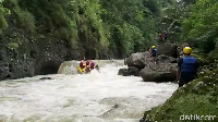 Sungai ini memang terkenal sebagai tempat rafting populer. (Muhammad Riyas/detikcom)