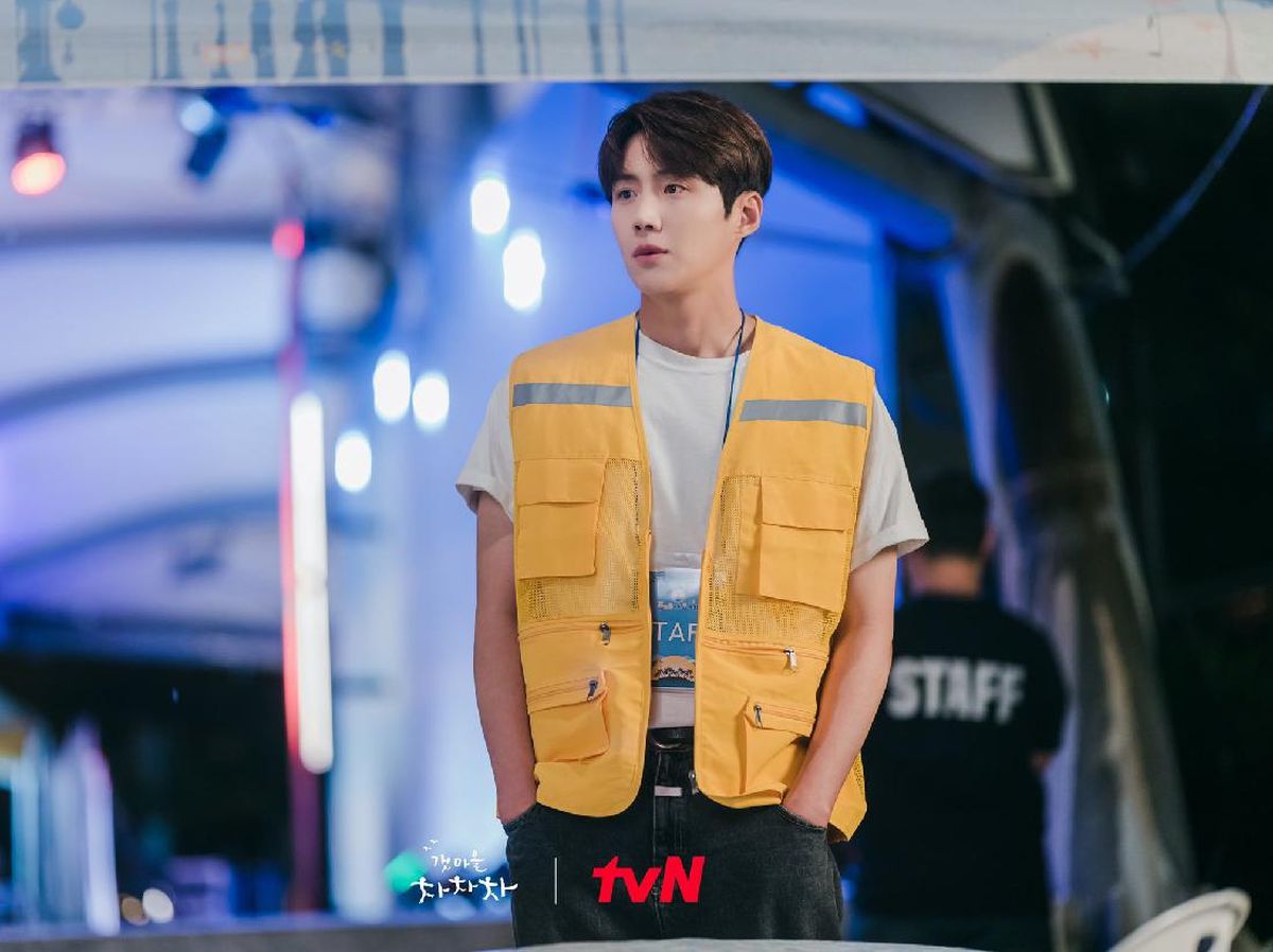 31+ Hometown Cha Cha Cha Cameo Episode 4 Pics