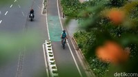 Uji coba bike to work melintas di Sudirman-Thamrin diketahui mulai dilakukan sejak Selasa (7/9). Uji coba itu berlangsung selama tiga hari.