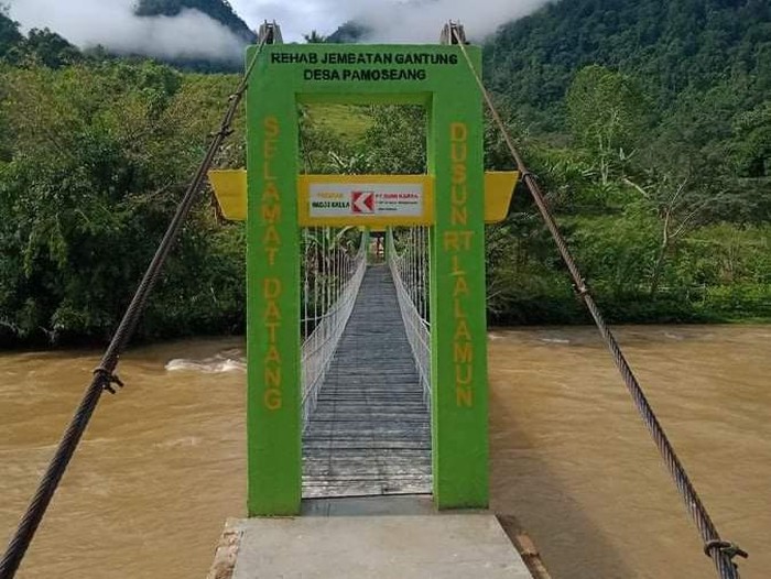 Jembatan gantung di Mamasa rusak yang sempat viral digunakan pelajar kini tuntas diperbaiki.