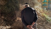 Dilansir AFP, Sabtu (11/9/2021), Kepolisian Israel awalnya berhasil menangkap dua tahanan yang kabur di Nazareth pada Jumat (10/9) waktu setempat. Kemudian pada Sabtu (11/9) pagi waktu setempat, dua tahanan lainnya berhasil ditangkap di wilayah lainnya. Israeli Police via AP Photo.