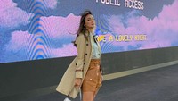 Luna Maya berencana melakukan pembekuan sel telur sejak empat tahun lalu. Foto: Dok. Coach