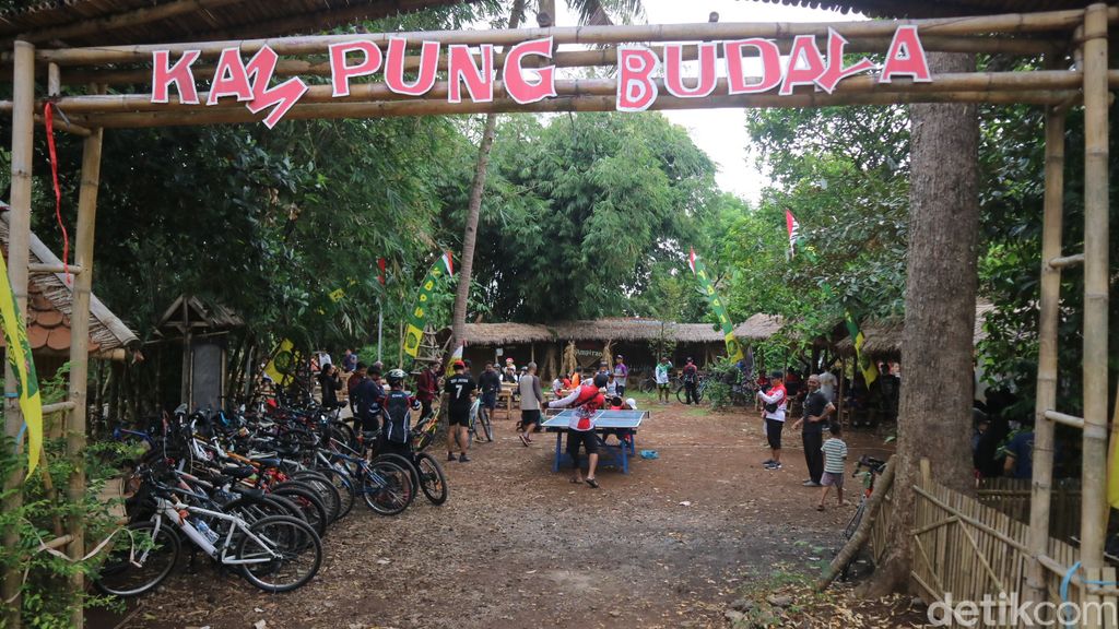 Makan Getuk dan Ngopi  Gratis di Kampung Budaya Piji Wetan Kudus
