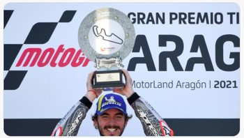 Banyak netizen mengucapkan selamat untuk Bagnaia. #AragonGP jadi trending dengan 26.200 tweet (Twitter)