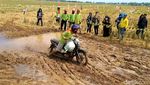 Meriahnya Lomba Balap Motor Gabah Usai Panen Raya Padi di Batang