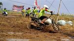 Meriahnya Lomba Balap Motor Gabah Usai Panen Raya Padi di Batang