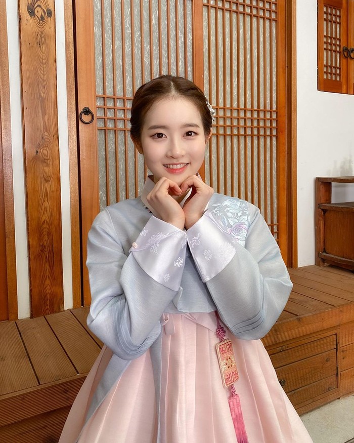 Si Eun Stayc (Foto: Instagram stayc_highup)
