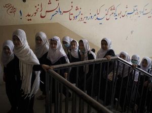 Kabar Gembira! Sebagian Anak Perempuan Afghanistan Bisa Sekolah Lagi