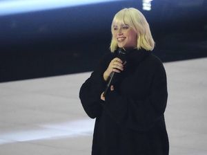 Billie Eilish Menjadi Penampil Utama Termuda di Festival Musik Glastonbury 2022