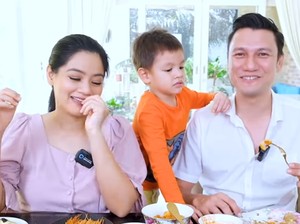 Nostalgia Jajanan SD, Christian Sugino Gak Pernah Makan Cilor