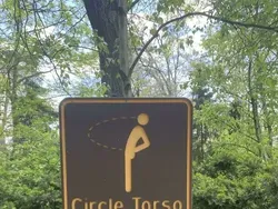 Deretan Foto Kesalahan Desain yang Bikin Ngakak